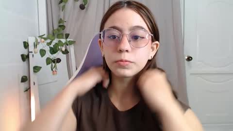   online show from November 27, 2025, 1:02 pm