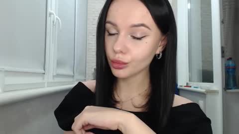 Snapshot of blairyates chatting on November 4, 2025, 8:52 pm BlairYates online show from November 4, 2025, 8:52 pm