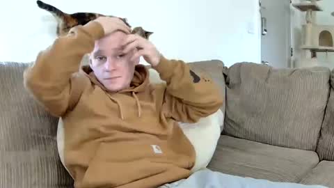 Snapshot of blakeandskylar chatting on February 1, 2025, 4:44 pm BlakeAndSkylar online show from February 1, 2025, 4:44 pm