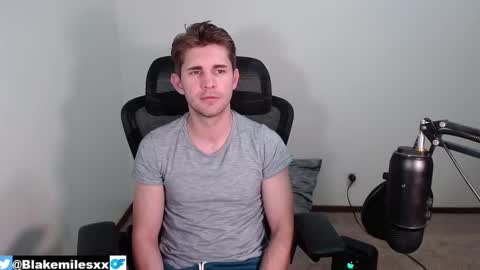 Snapshot of blakemiles2 chatting on February 13, 2025, 2:56 am Blake Miles online show from February 13, 2025, 2:56 am