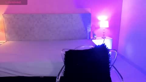 Blak Miller Gilson online show from November 6, 2025, 9:05 pm