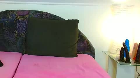 Snapshot of blankerbz chatting on January 6, 2025, 9:11 pm BlankerBz online show from January 6, 2025, 9:11 pm