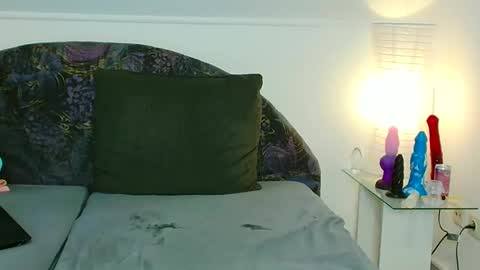 Snapshot of blankerbz chatting on February 28, 2025, 7:56 pm BlankerBz online show from February 28, 2025, 7:56 pm