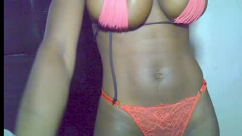 Snapshot of blaq_melanin chatting on June 20, 2026, 7:33 am nikky00 online show from June 20, 2026, 7:33 am