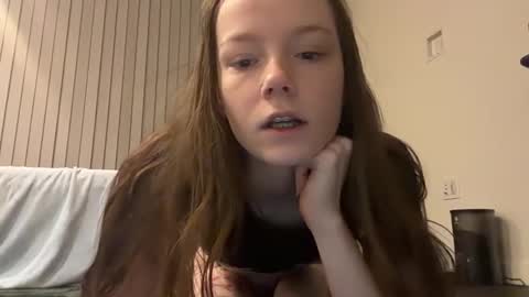 blazed_babezzz online show from April 14, 2026, 5:24 am