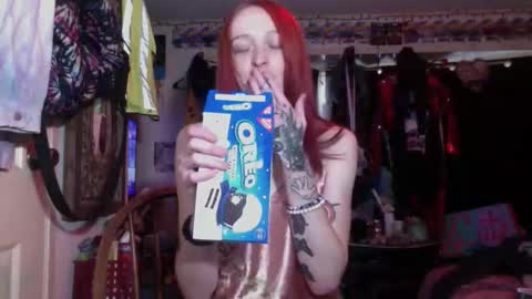 Snapshot of blazedupbarbie chatting on November 11, 2025, 9:15 pm Blazedup Barbie online show from November 11, 2025, 9:15 pm