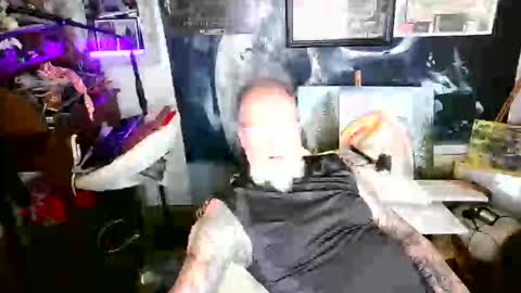 Snapshot of blindsurfer780299 chatting on September 30, 2025, 10:31 am blindsurfer780299 online show from September 30, 2025, 10:31 am