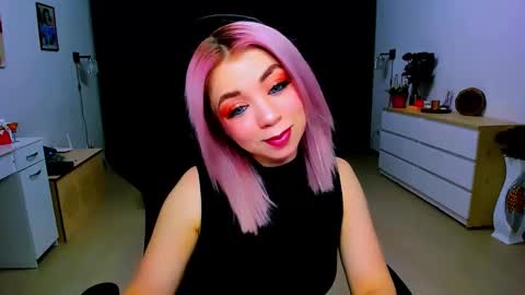 Nicole online show from January 22, 2025, 3:31 am