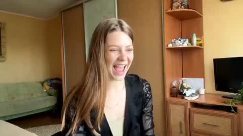 Snapshot of blisstouch_9 chatting on July 1, 2026, 7:32 am Stella online show from July 1, 2026, 7:32 am