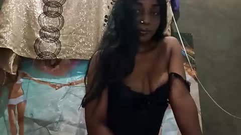 Snapshot of blktulipsxx chatting on May 7, 2026, 1:55 am Lola online show from May 7, 2026, 1:55 am