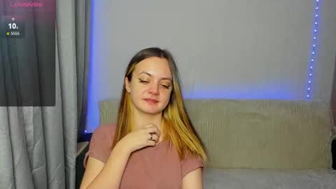 Snapshot of bloemetjes chatting on December 3, 2024, 3:11 pm bloemetjes online show from December 3, 2024, 3:11 pm