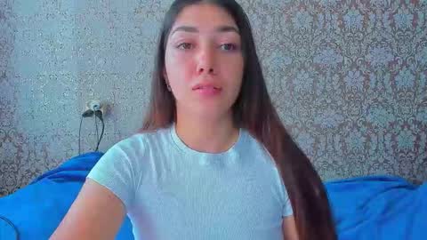 Snapshot of bloemetjes chatting on October 6, 2025, 8:17 pm bloemetjes online show from October 6, 2025, 8:17 pm