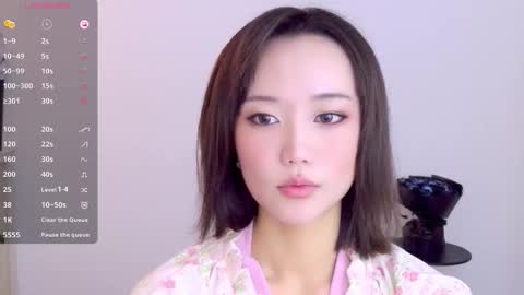 Snapshot of blon_kater chatting on November 6, 2025, 3:40 am YoYo online show from November 6, 2025, 3:40 am