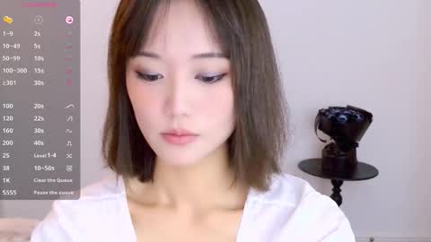 Snapshot of blon_kater chatting on November 7, 2025, 5:18 am YoYo online show from November 7, 2025, 5:18 am