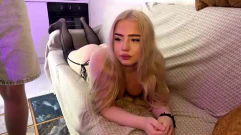 blonde8888 online show from June 14, 2026, 11:51 pm