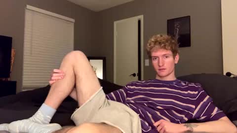 Snapshot of blonde_boi99 chatting on January 7, 2025, 1:17 am Blondie online show from January 7, 2025, 1:17 am