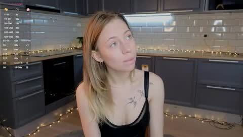 Snapshot of blondekelly chatting on June 6, 2026, 4:12 pm Kelly online show from June 6, 2026, 4:12 pm