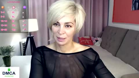 Snapshot of blondemommy_77 chatting on July 24, 2026, 4:05 pm Lola online show from July 24, 2026, 4:05 pm