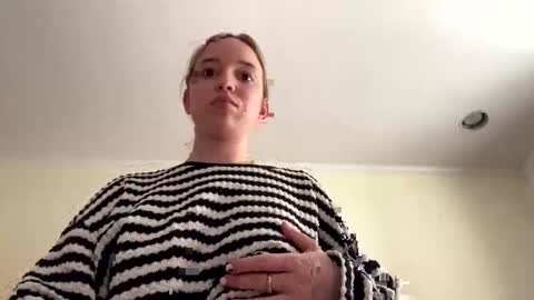 Snapshot of blondeshavemorefun123 chatting on April 14, 2026, 6:58 pm blondeshavemorefun123 online show from April 14, 2026, 6:58 pm