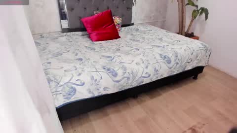 Snapshot of blondie_lover69 chatting on October 23, 2025, 8:40 pm Maleeth online show from October 23, 2025, 8:40 pm