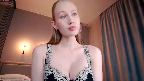 Snapshot of blondiemermaid chatting on January 8, 2026, 9:50 pm Mia online show from January 8, 2026, 9:50 pm