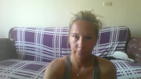 Snapshot of blondiepam23 chatting on November 8, 2025, 9:09 am BlondiePam online show from November 8, 2025, 9:09 am