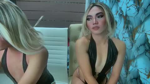 blondina_twinx online show from May 11, 2026, 5:32 pm