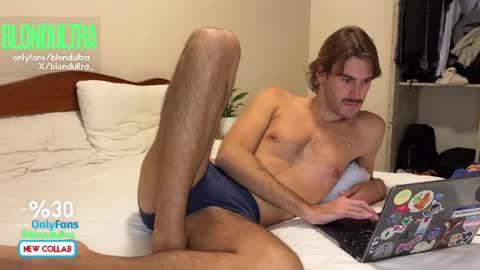 Snapshot of blondultra chatting on May 22, 2026, 6:02 pm blondultra online show from May 22, 2026, 6:02 pm
