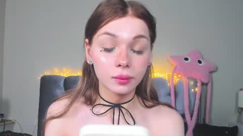 blondy_fina online show from July 15, 2026, 5:12 am