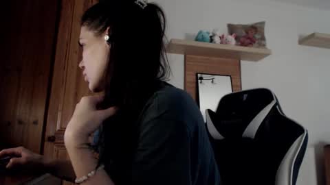 Snapshot of blondyelena chatting on February 9, 2026, 7:23 am blondyelena online show from February 9, 2026, 7:23 am