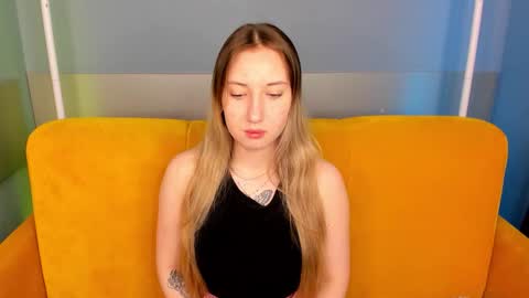 blondyjolly online show from March 3, 2026, 1:23 am