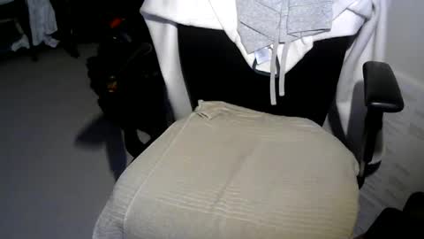 Snapshot of bloodybig0 chatting on January 1, 2025, 12:33 pm bloodybig0 online show from January 1, 2025, 12:33 pm