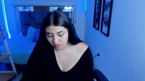 bloom_winxx online show from February 19, 2026, 3:13 am