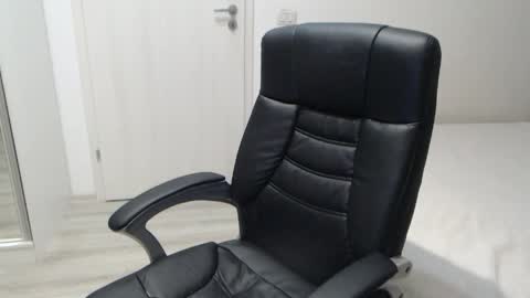 Juliet online show from March 28, 2026, 4:39 pm