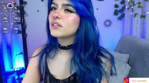 blue_kittenn online show from June 5, 2026, 6:52 am