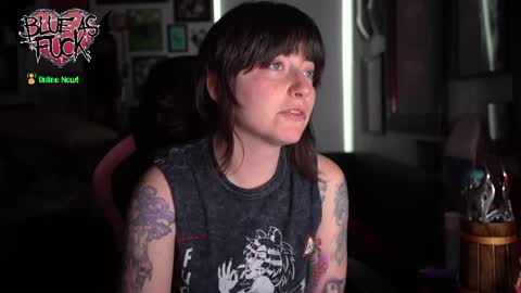 Blue online show from April 18, 2026, 1:31 am