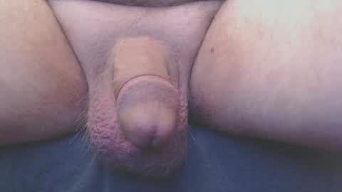 Snapshot of bluebee420 chatting on February 25, 2025, 9:42 am bluebee420 online show from February 25, 2025, 9:42 am