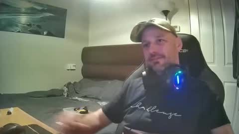 bluebirdflame1 online show from March 12, 2025, 6:18 am