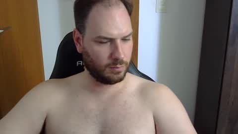 Snapshot of bluec2c chatting on October 29, 2025, 6:53 pm Blue online show from October 29, 2025, 6:53 pm