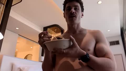 Snapshot of bluecoffee chatting on February 24, 2025, 10:14 pm bluecoffee online show from February 24, 2025, 10:14 pm