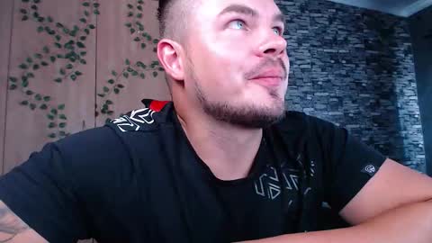 blueeyeboy0 online show from January 16, 2026, 10:41 am