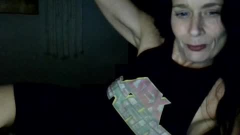Blueeyedlie online show from June 8, 2026, 4:13 am