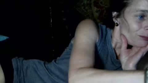 Snapshot of blueeyedlie chatting on July 26, 2026, 8:32 am Blueeyedlie online show from July 26, 2026, 8:32 am