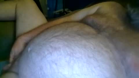bluefan71998447104 online show from May 17, 2026, 7:06 am