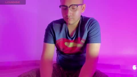 Snapshot of bluehsunny chatting on October 15, 2025, 2:22 am alexander online show from October 15, 2025, 2:22 am