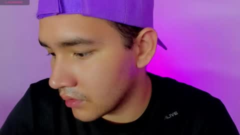 Snapshot of bluehsunny chatting on November 25, 2025, 2:11 am alexander online show from November 25, 2025, 2:11 am