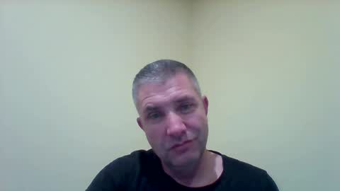 Snapshot of blueiceman5 chatting on February 16, 2025, 8:22 pm blueiceman5 online show from February 16, 2025, 8:22 pm