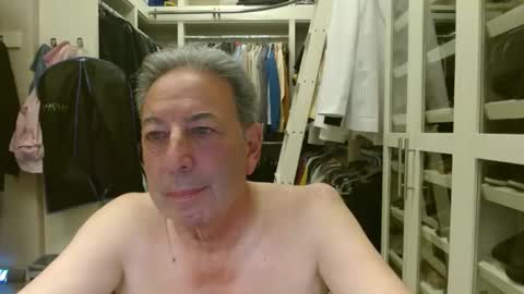 blueisles online show from February 11, 2025, 9:03 pm