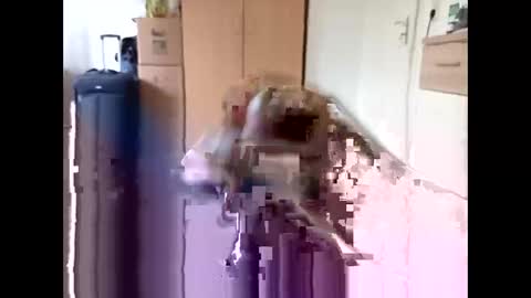 Snapshot of bluemarveld chatting on January 13, 2026, 12:10 pm bluemarveld online show from January 13, 2026, 12:10 pm