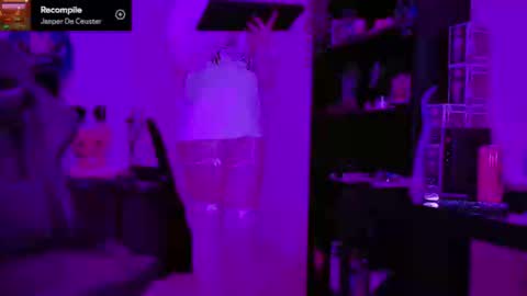 Snapshot of bluespanking chatting on February 5, 2026, 12:04 am Blue online show from February 5, 2026, 12:04 am